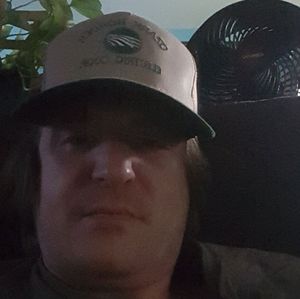 Meet your Posher, Lawrence